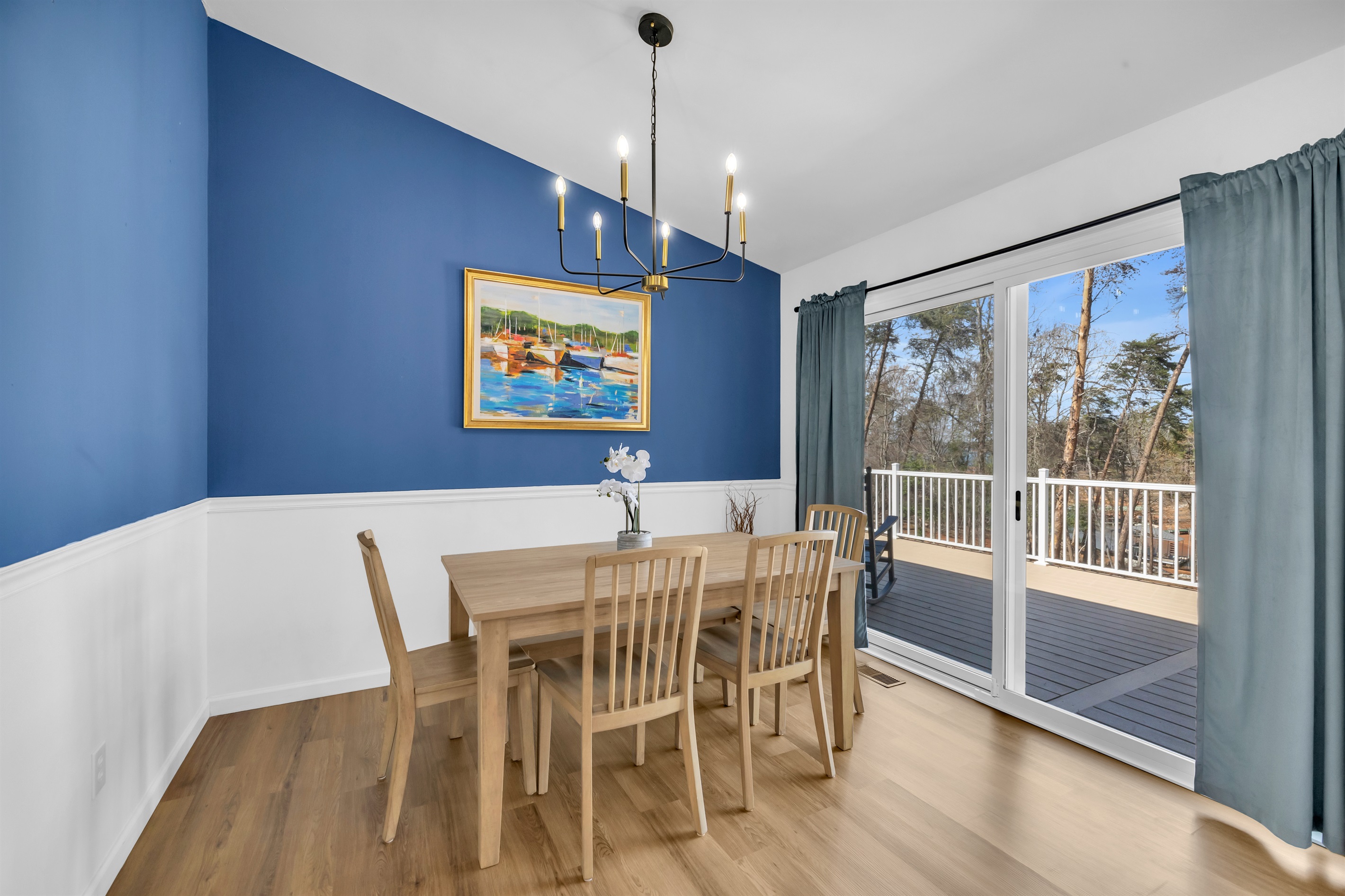Dining Room with Seating for 6