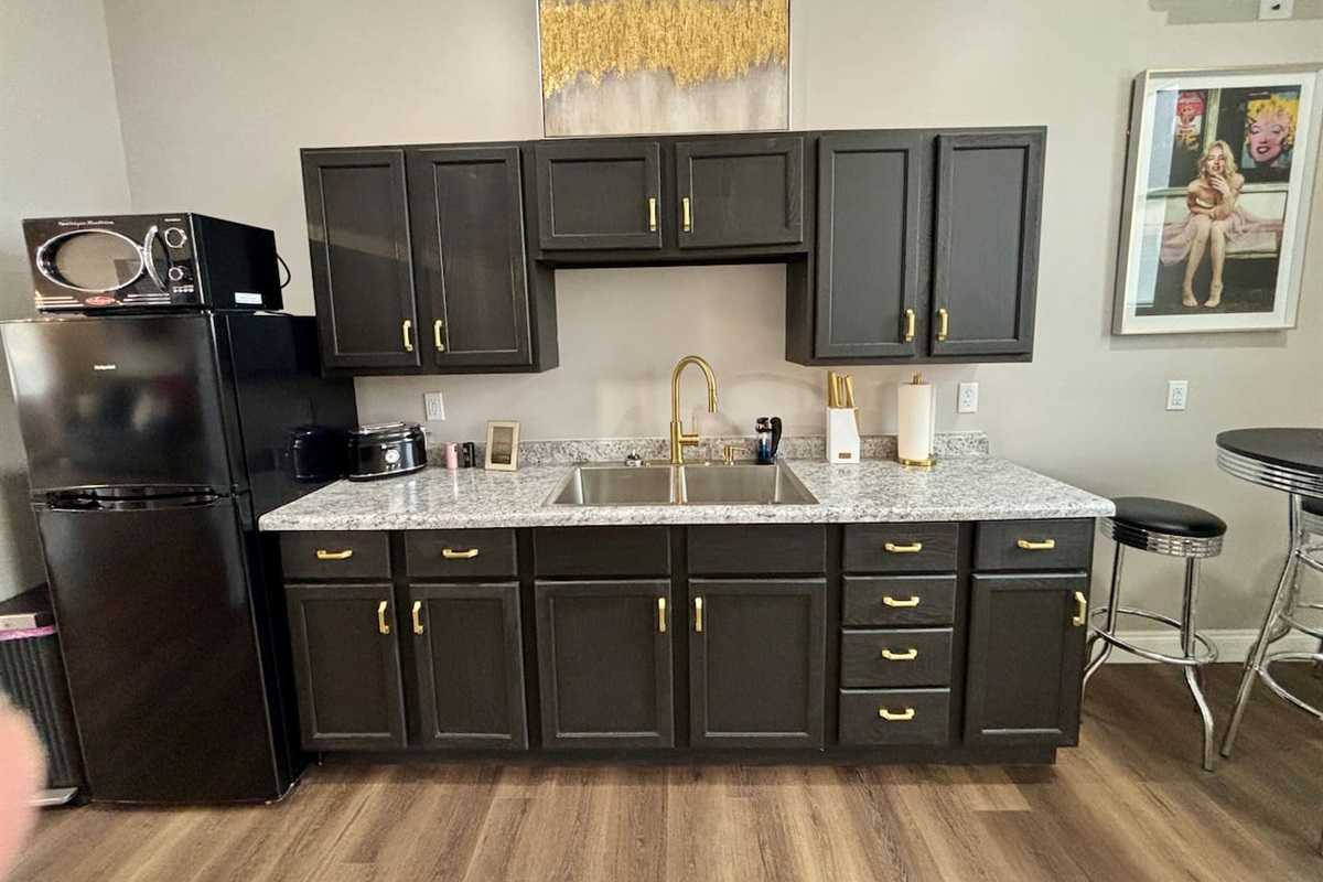 Kitchenette
