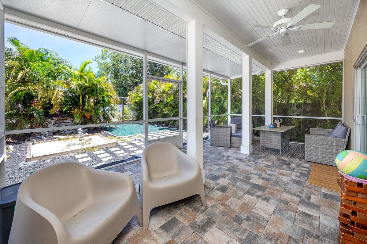 Outdoor Seating