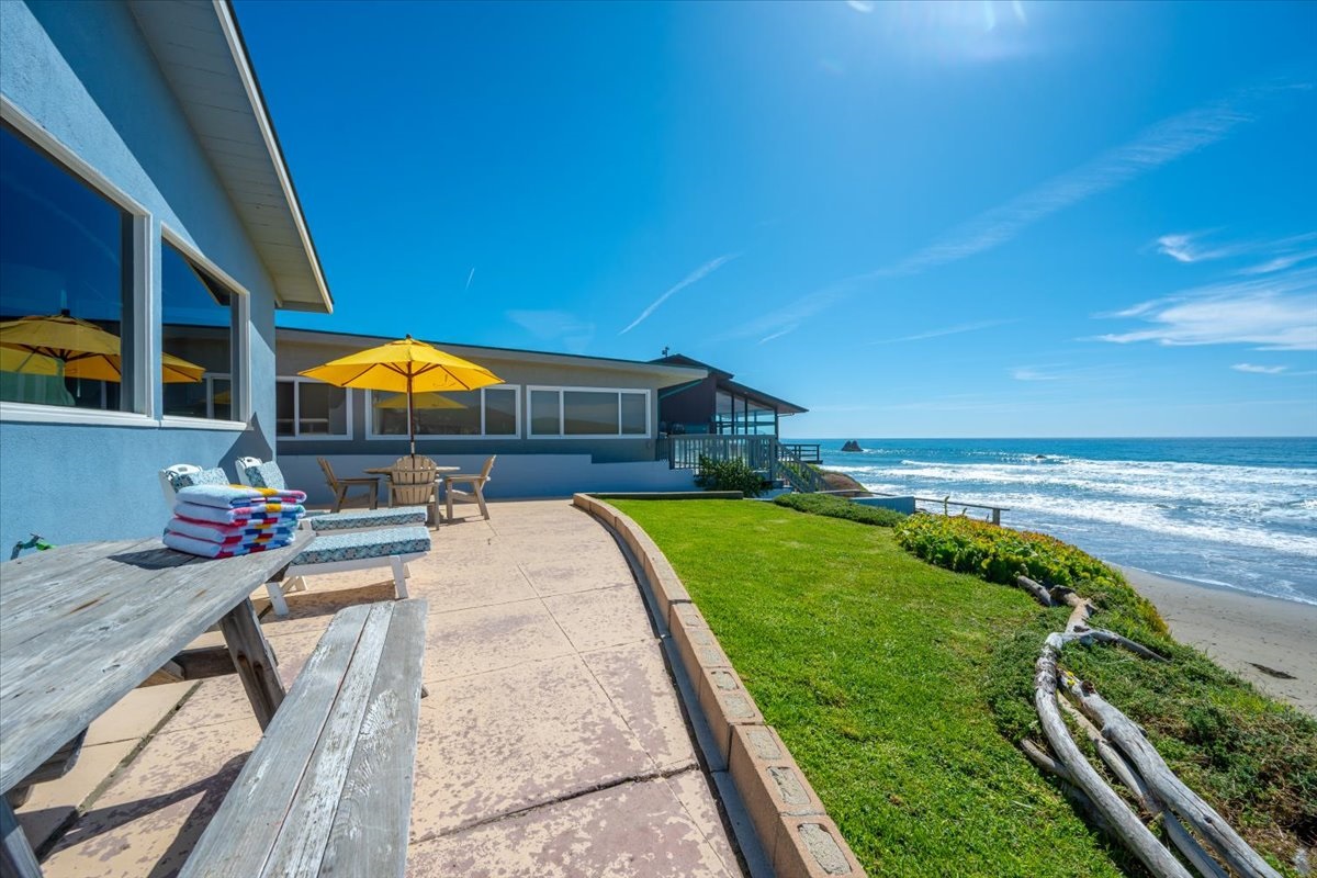 Ocean Views to the South