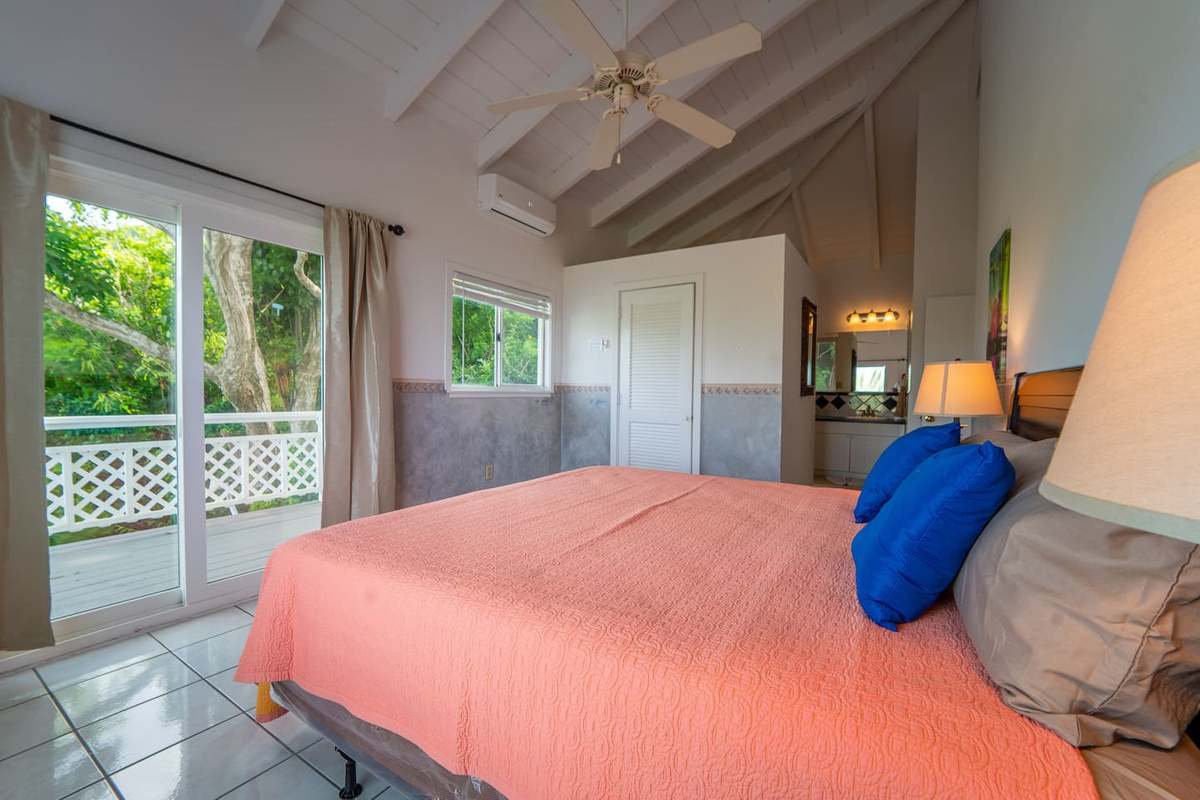 Bedroom 5 (view 2)