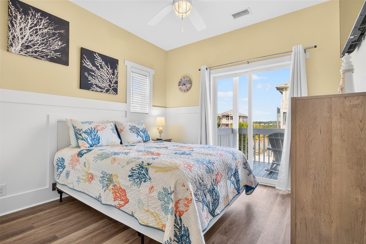 Bedroom #3 w/ensuite bathroom