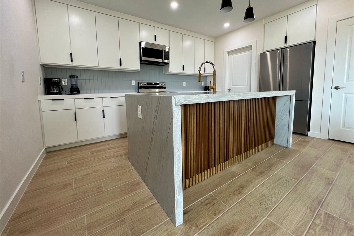 Functional and Stylish Kitchen