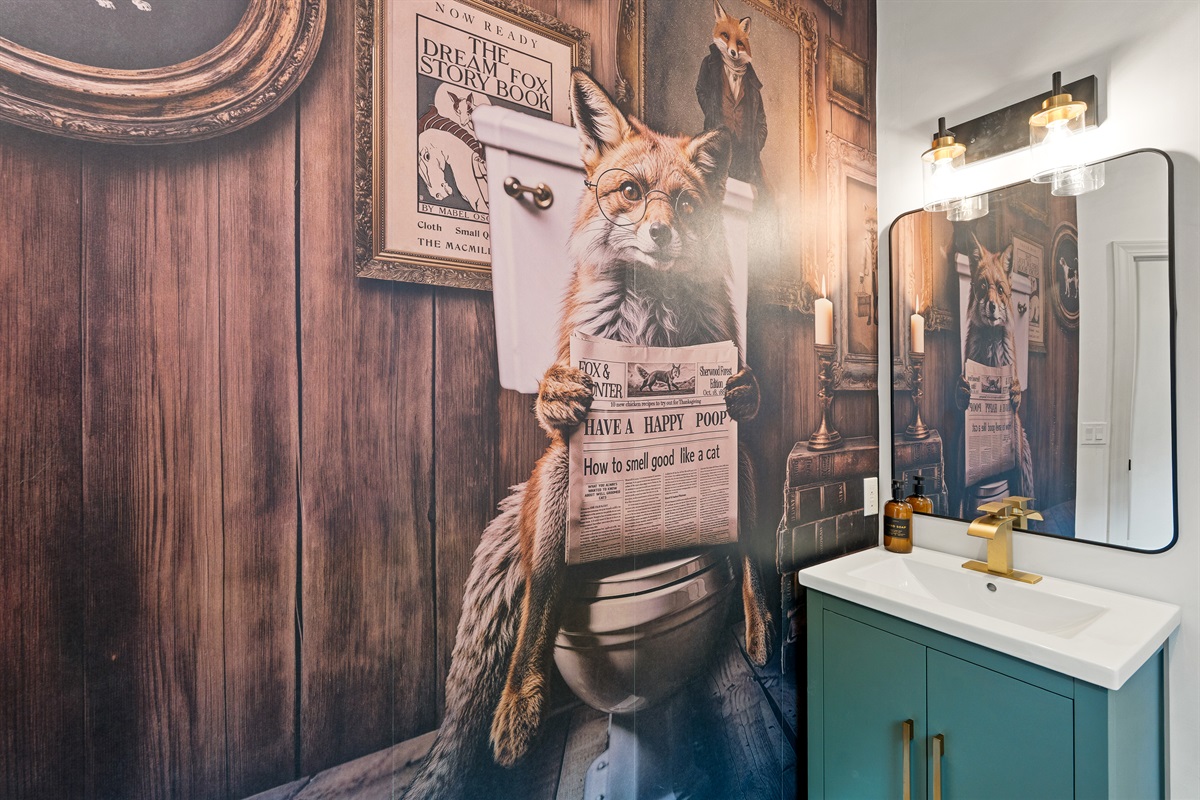 Kitchen bathroom - Even the smallest spaces tell a story here.