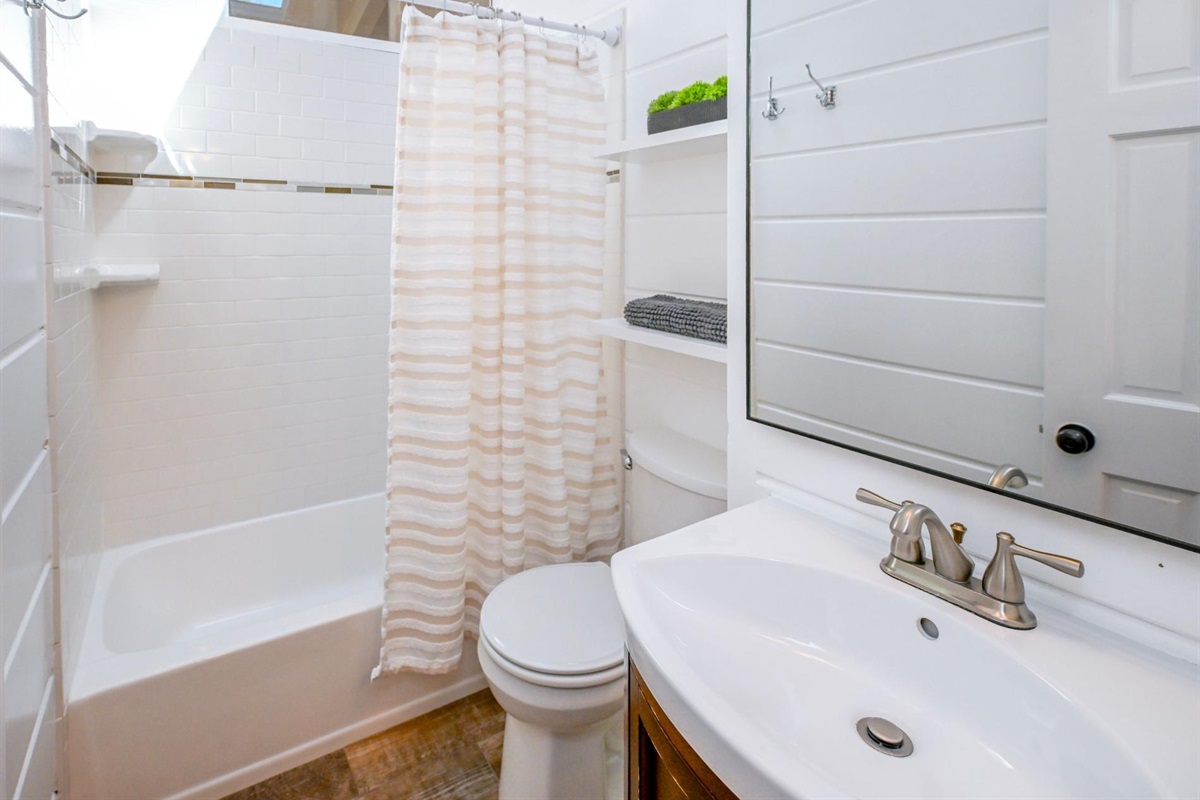 Primary ensuite 2 bathroom