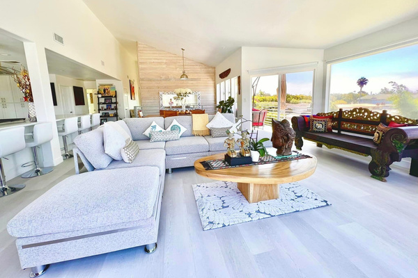 Living room 1