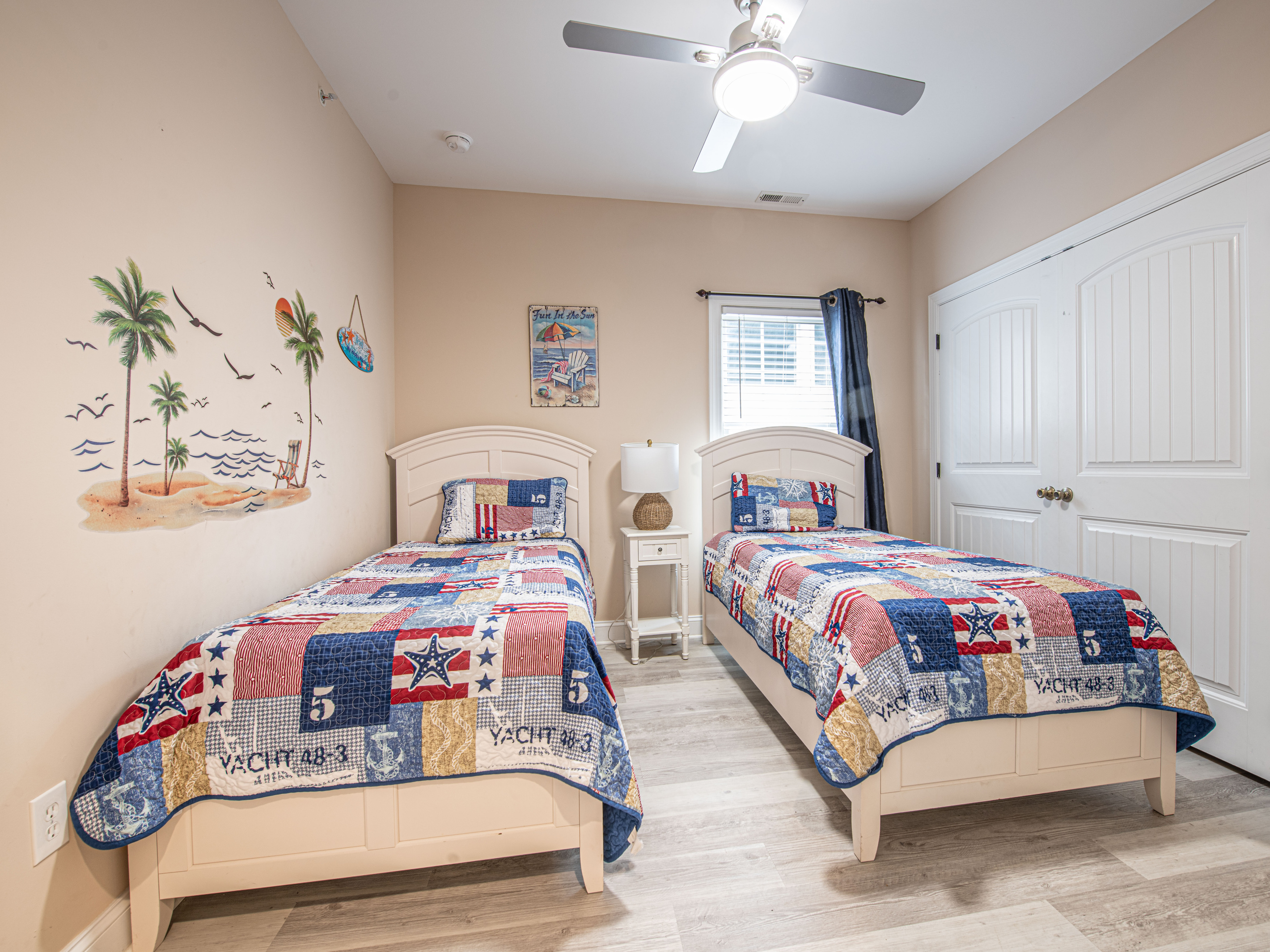 Twin Bedroom 5