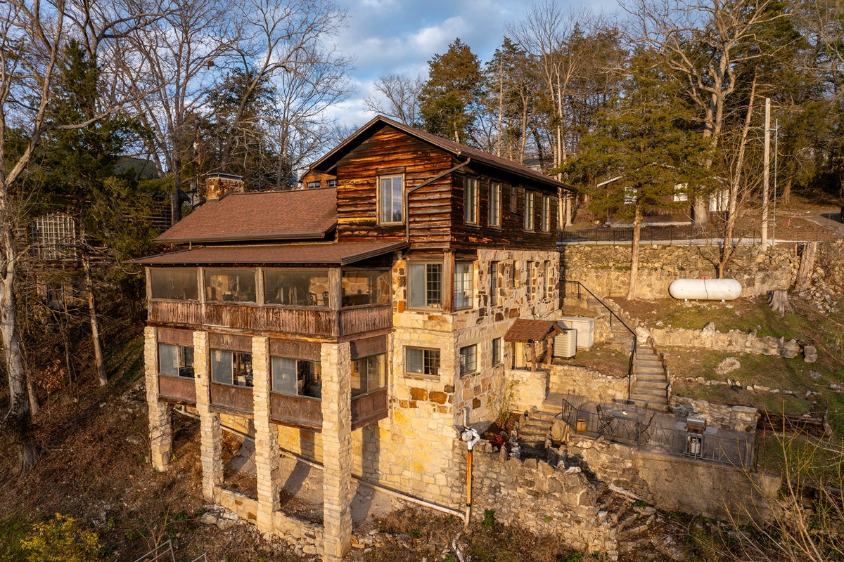 A home that invites you to linger—inside and out