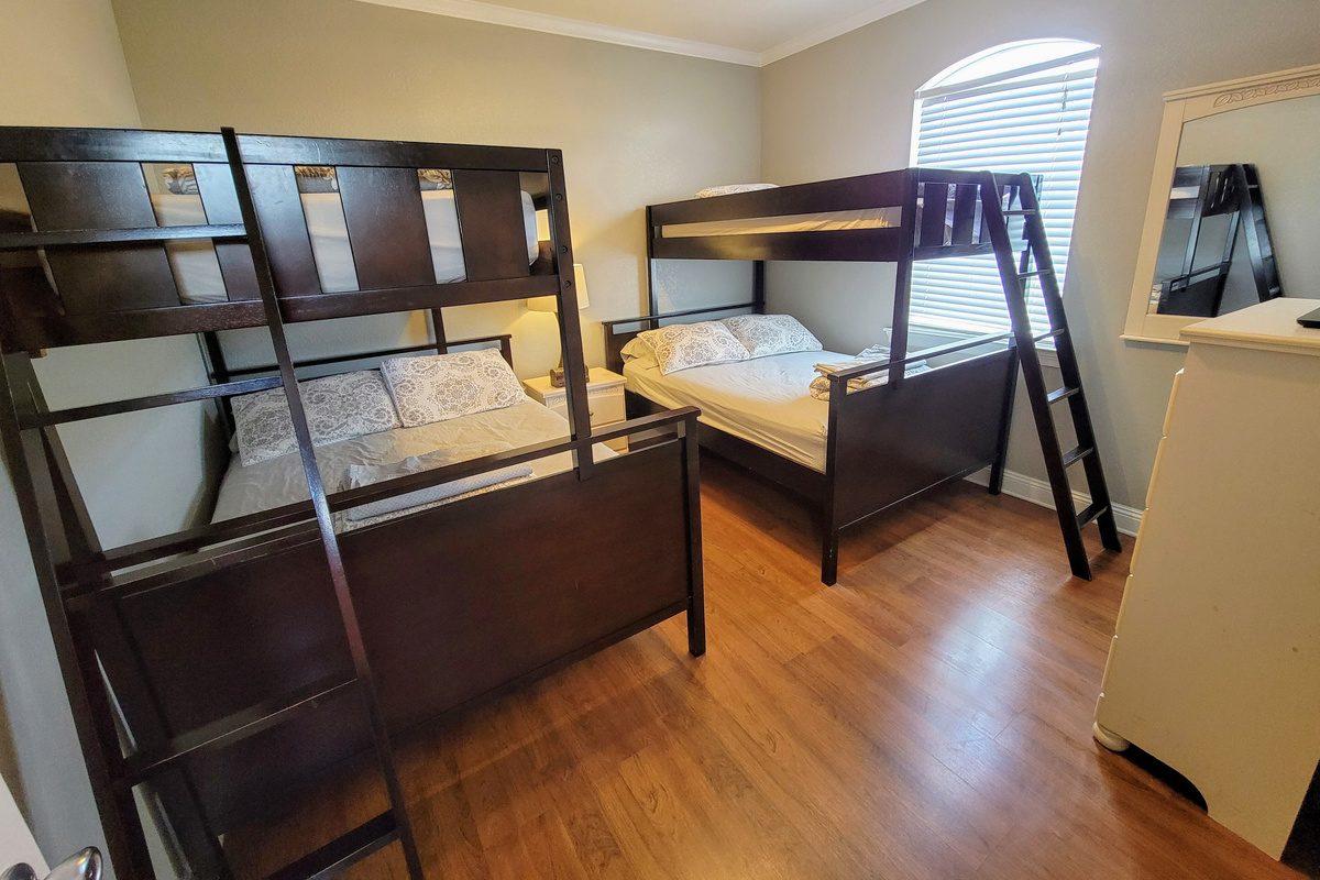 Bedroom # 3 - 2nd Flr, 2 Bunks, twins over fulls, and Roku TV