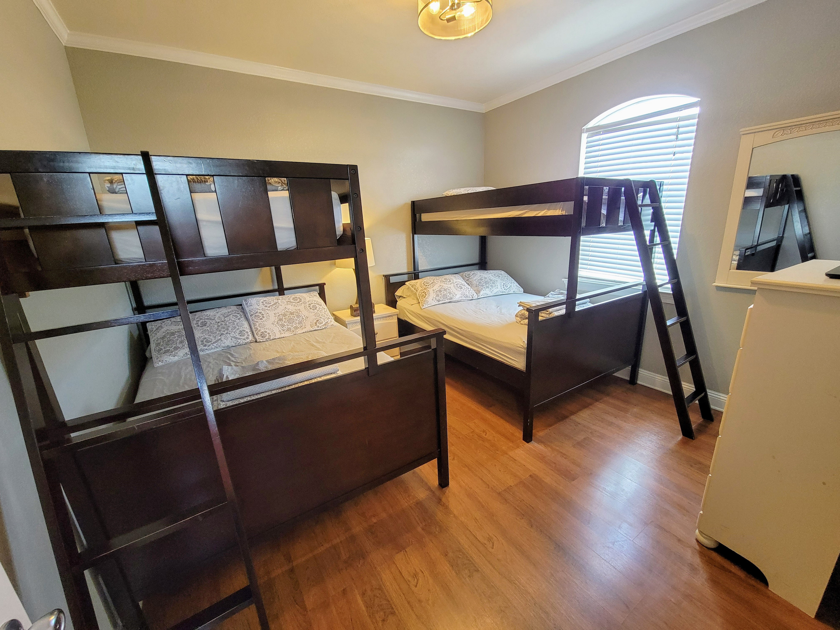 Bedroom # 3 - 2nd Flr, 2 Bunks, twins over fulls, and Roku TV