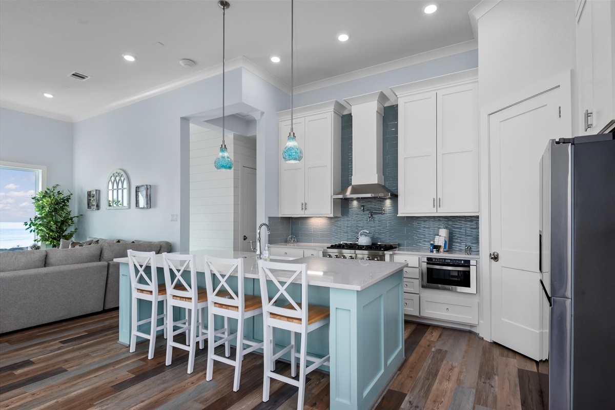 a9629cf74682417383a788ecd5e626ea Large | Beachhouse | Texas | TX | Vacation Homes | Galveston | Crystal Beach | Kokomo | Breezy Days | Beachfront Elegance | Sunrise Serenity | Southern Sands Property Management, LLC