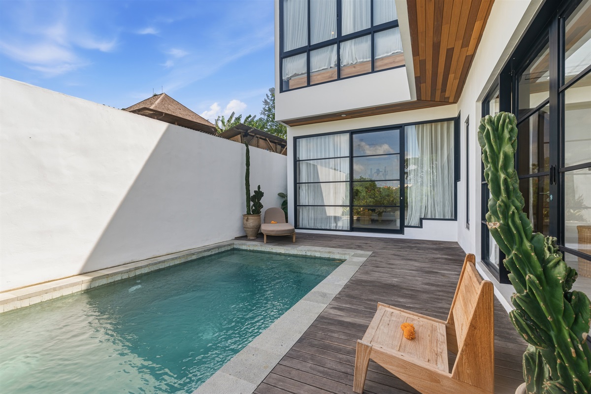 Pool area