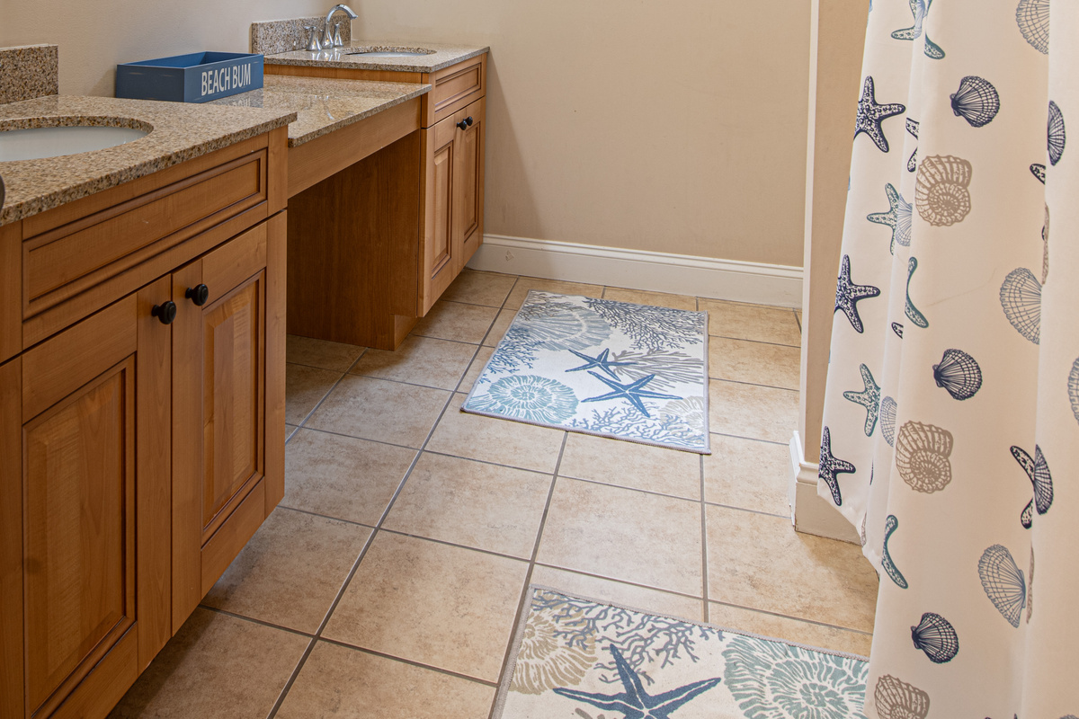 Bathroom 1 with Dual Vanity Counters and Nautical Decor