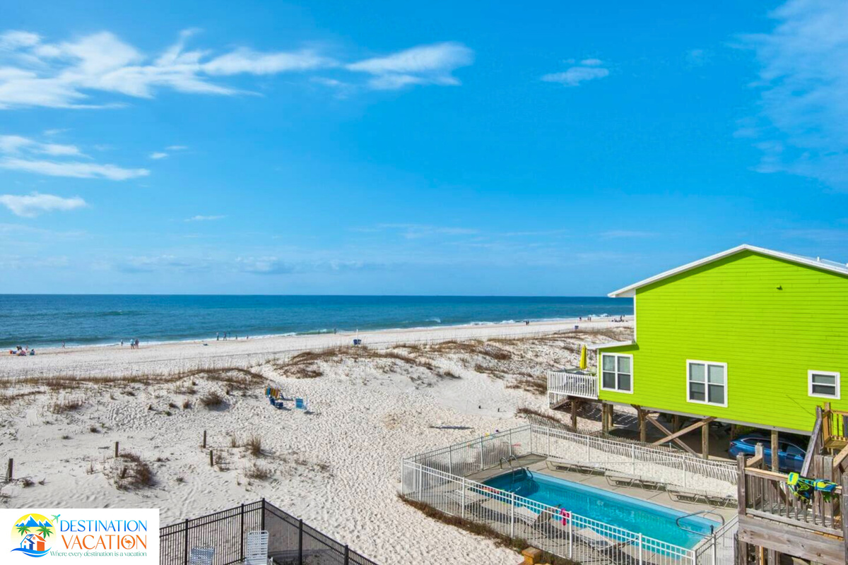 Private pool, ocean views, unforgettable coastal moments.