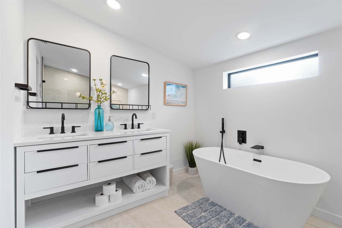 Small Serenity 4's Master Bedrooms Private Remodeled Bathroom with walk in shower, soaker tub