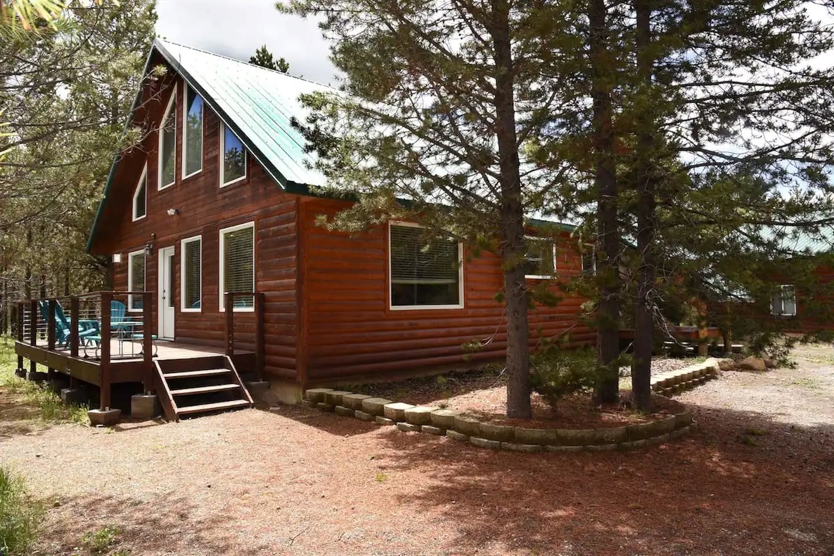 Front deck with parking. 