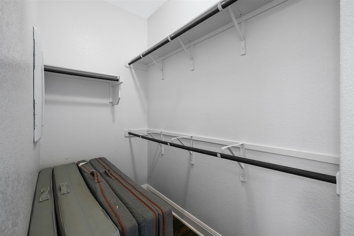 🎤 Karaoke + Game Room “Relax, refresh, repeat — your outdoor escape awaits.”