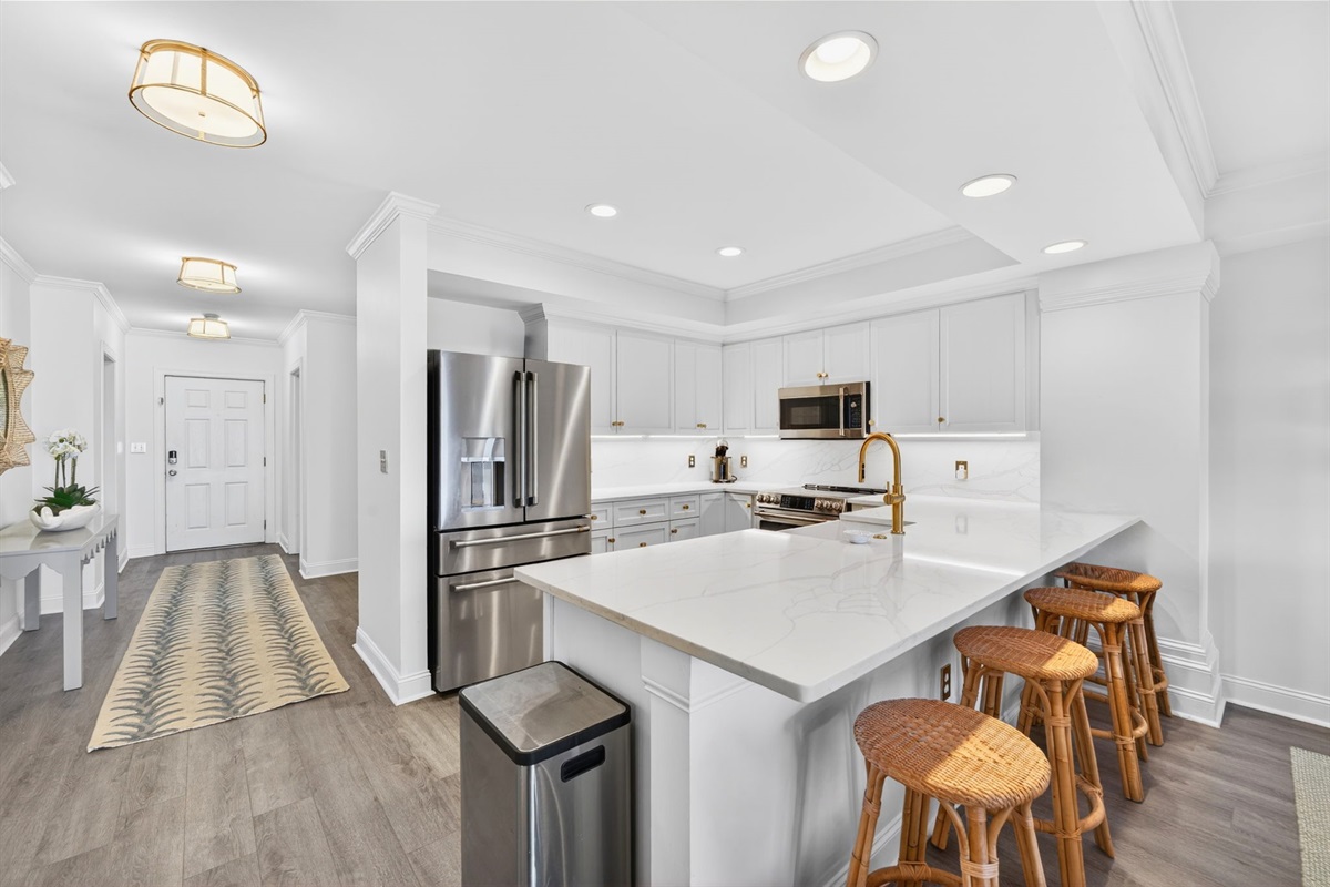 Kitchen counter | 1006 Ocean Blvd, Isle of Palms, SC | 102 Dunescape | IOP Escapes