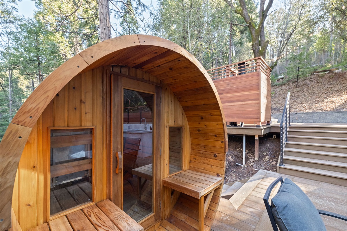 Barrel sauna on lower deck.