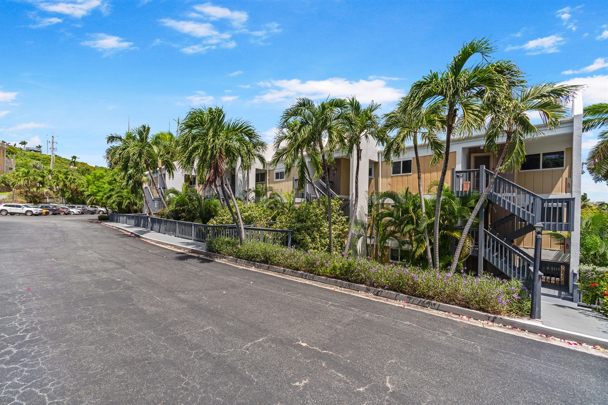 Looking towards the building. You can see the castle villa on the left of the picture. That's the turn into the condo complex.