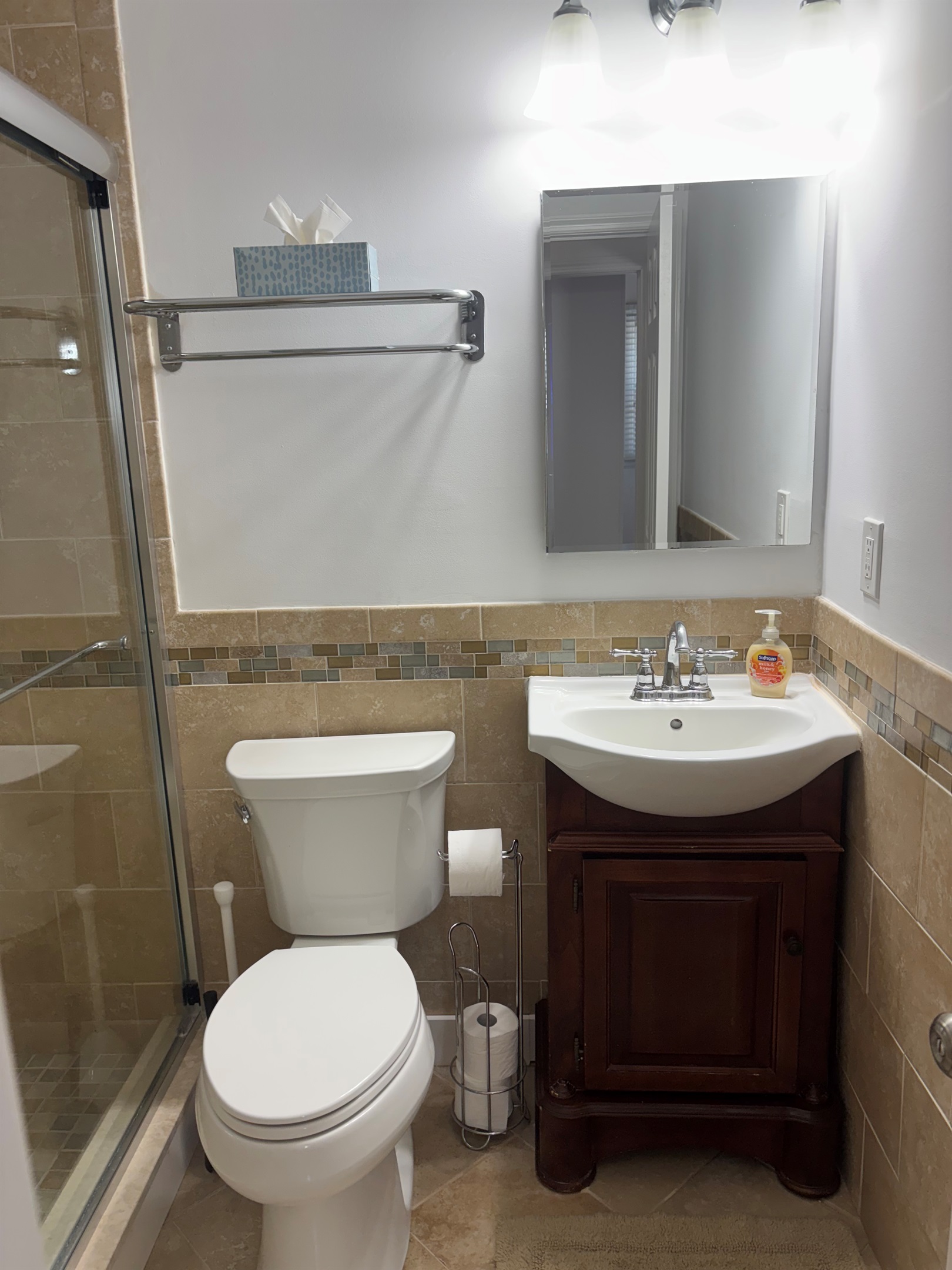 Main bathroom