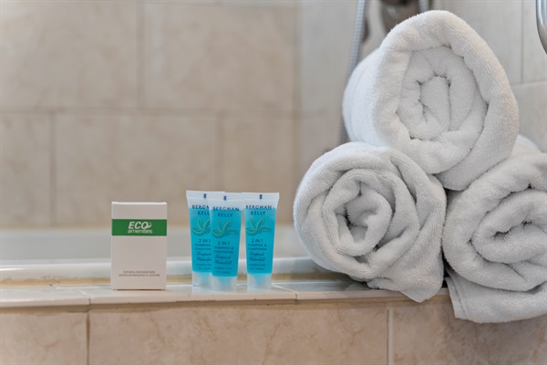 Towels, linens and soaps provided for your convenience