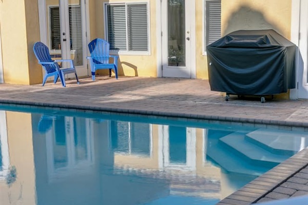 Lounge by the Pool