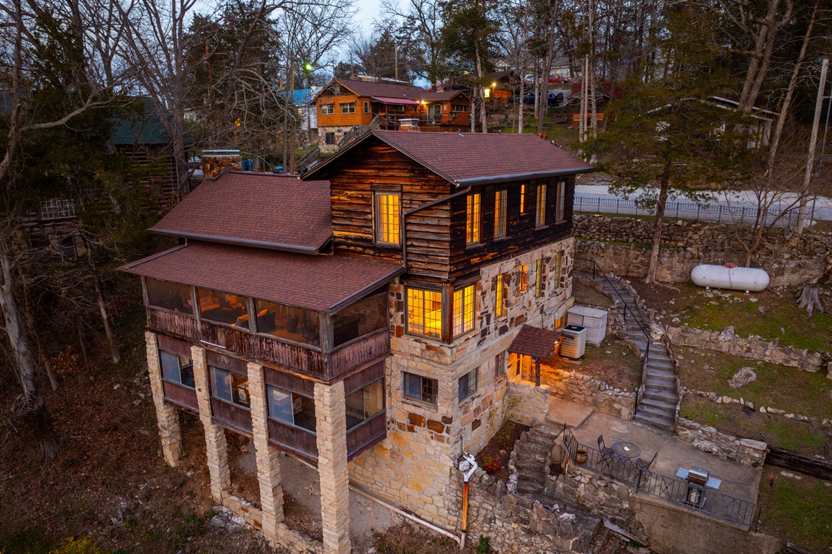Suspended above it all—Cliff Haus at twilight
