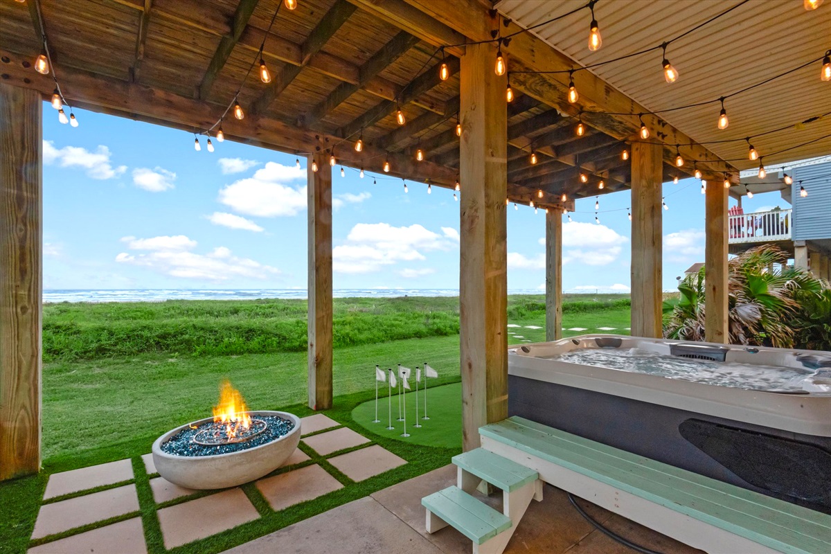 aa1c1d11716c46bba0528faaf9af2e9e Large | Beachhouse | Texas | TX | Vacation Homes | Galveston | Crystal Beach | Kokomo | Breezy Days | Beachfront Elegance | Sunrise Serenity | Southern Sands Property Management, LLC