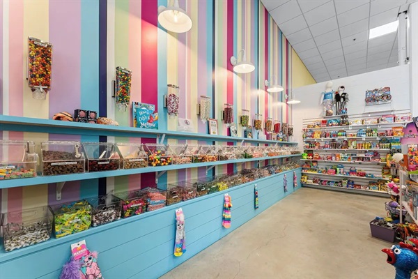 Candy-Gift Store at Windmark Village