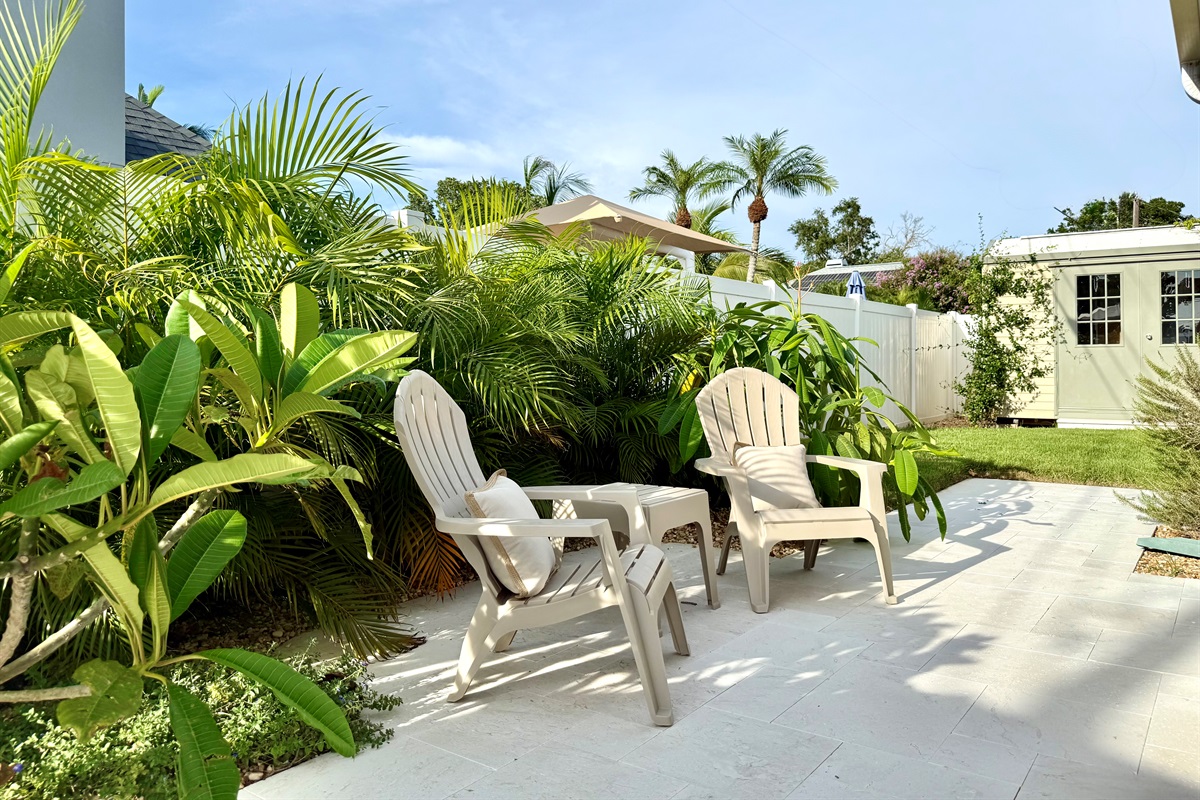 Kick back in the in-pool loungers—perfect for sunbathing with your feet in the water.