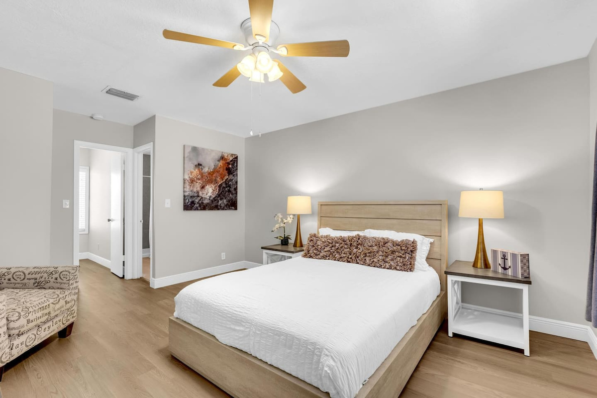 Bedroom