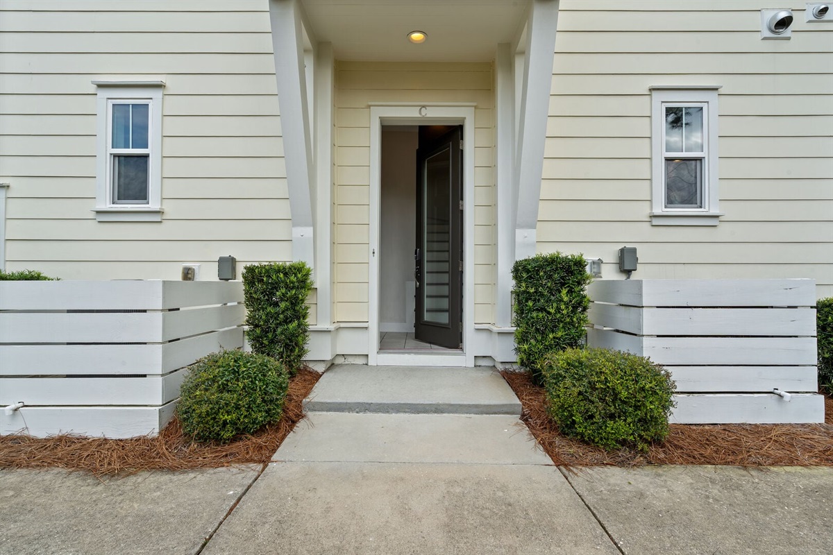 Welcoming front entry walkway.