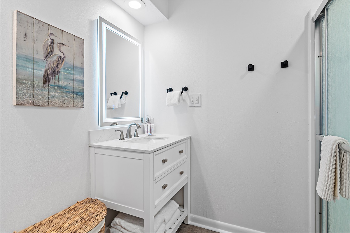 Full Hallway Bathroom with Walk in Shower on 3rd Floor of Green Reef 1