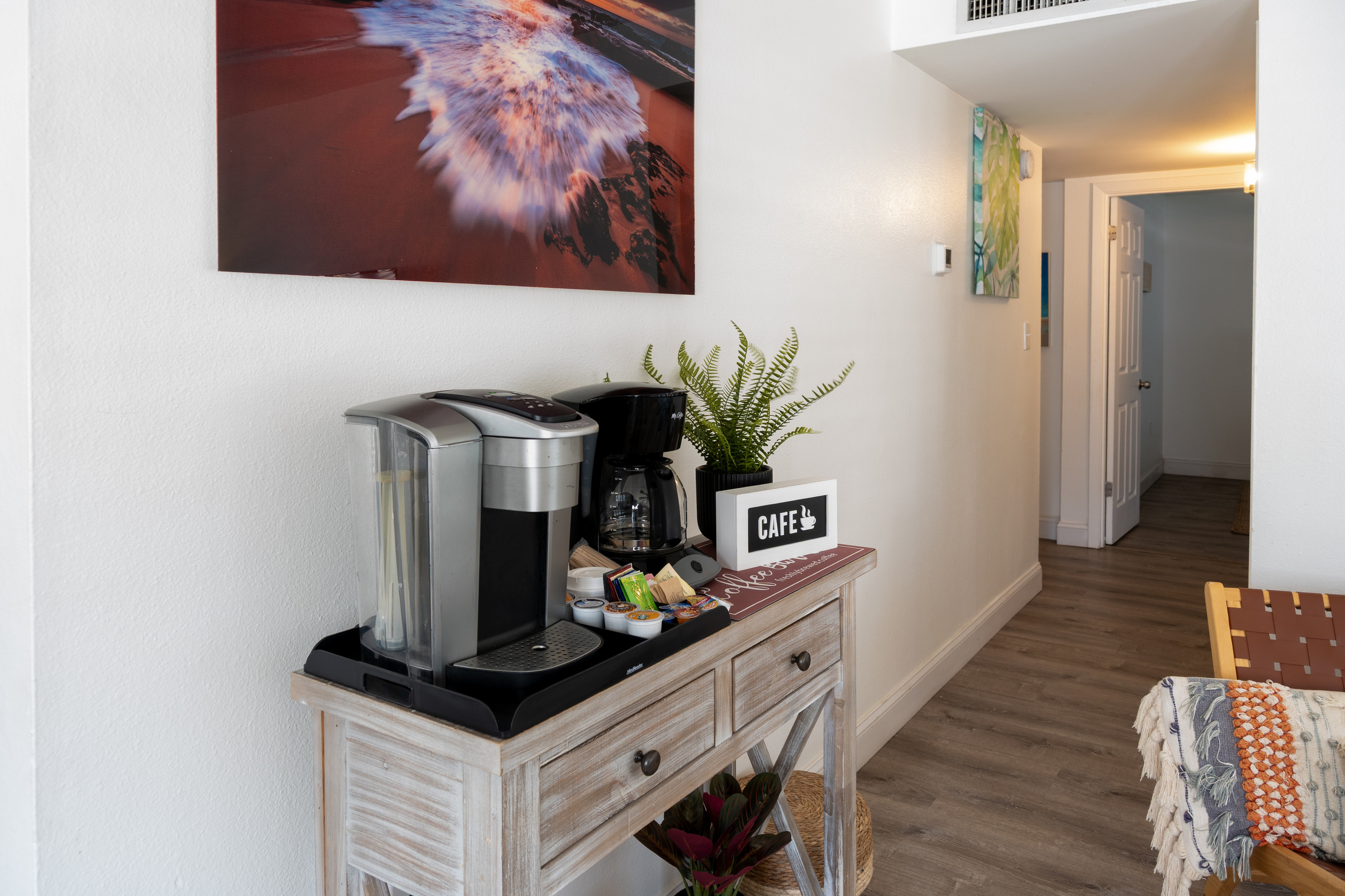 Coffee bar with drip maker and Keurig