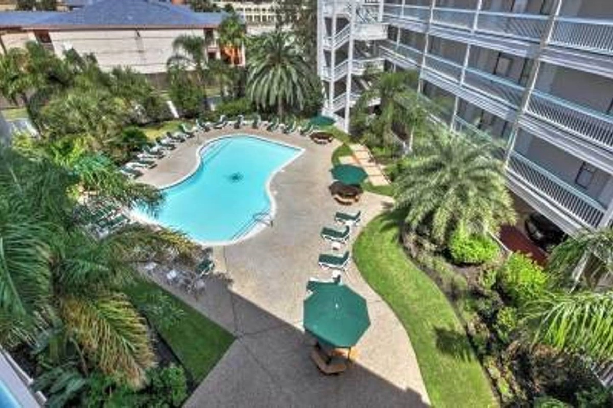 Galapagos GetAWay 162 Team Mamo Realty, Inc.