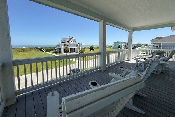 Main Floor Deck