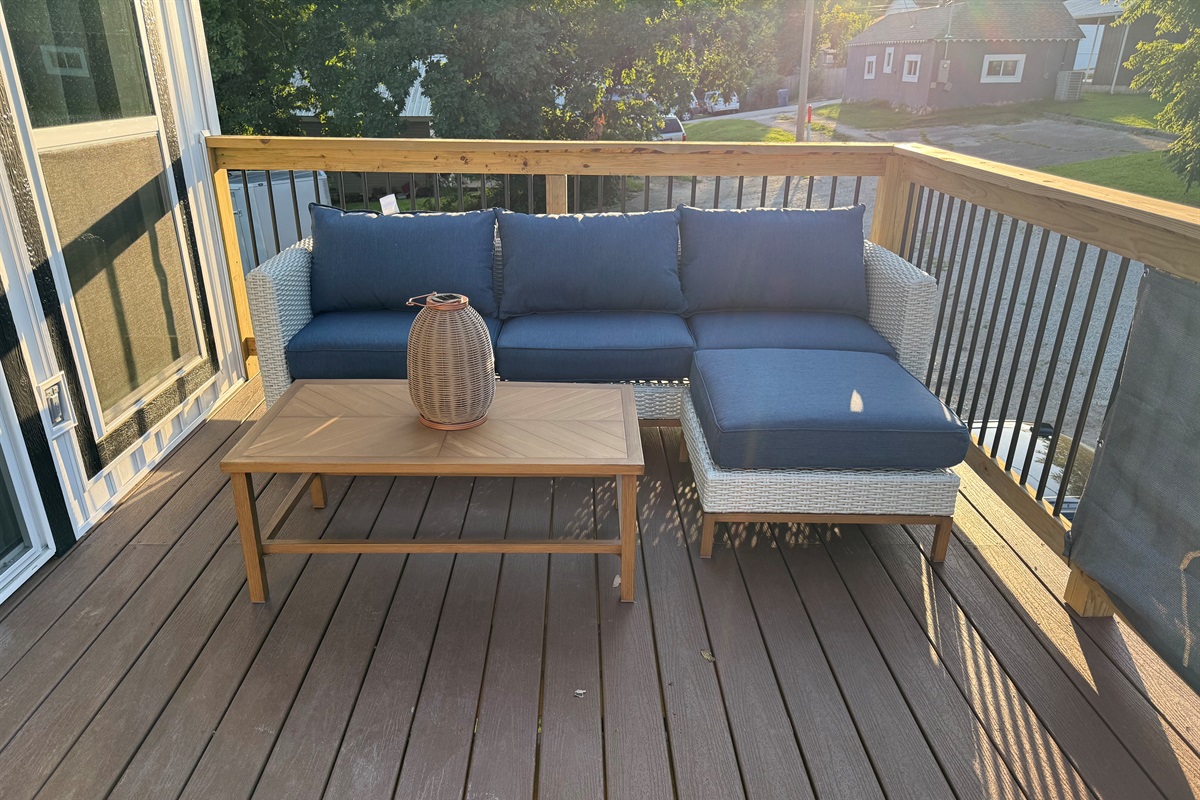 Upper deck