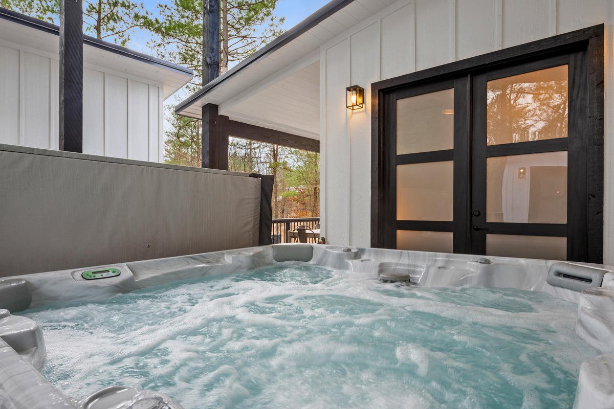 Step outside and let the fun begin! Whether it's a BBQ under the stars or a morning coffee with nature, our outdoor amenities are here to make your stay unforgettable.