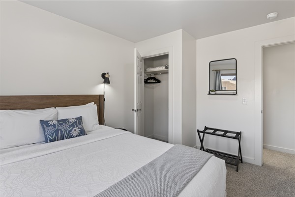 Queen Bedroom with Moab Rim Views