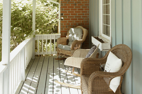 Who doesn't love a good, covered porch?