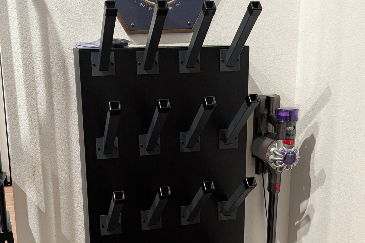 Ski boots/gloves/helmets dryer -- an amenity greatly appreciated by skiers. Installed Oct 2026.
