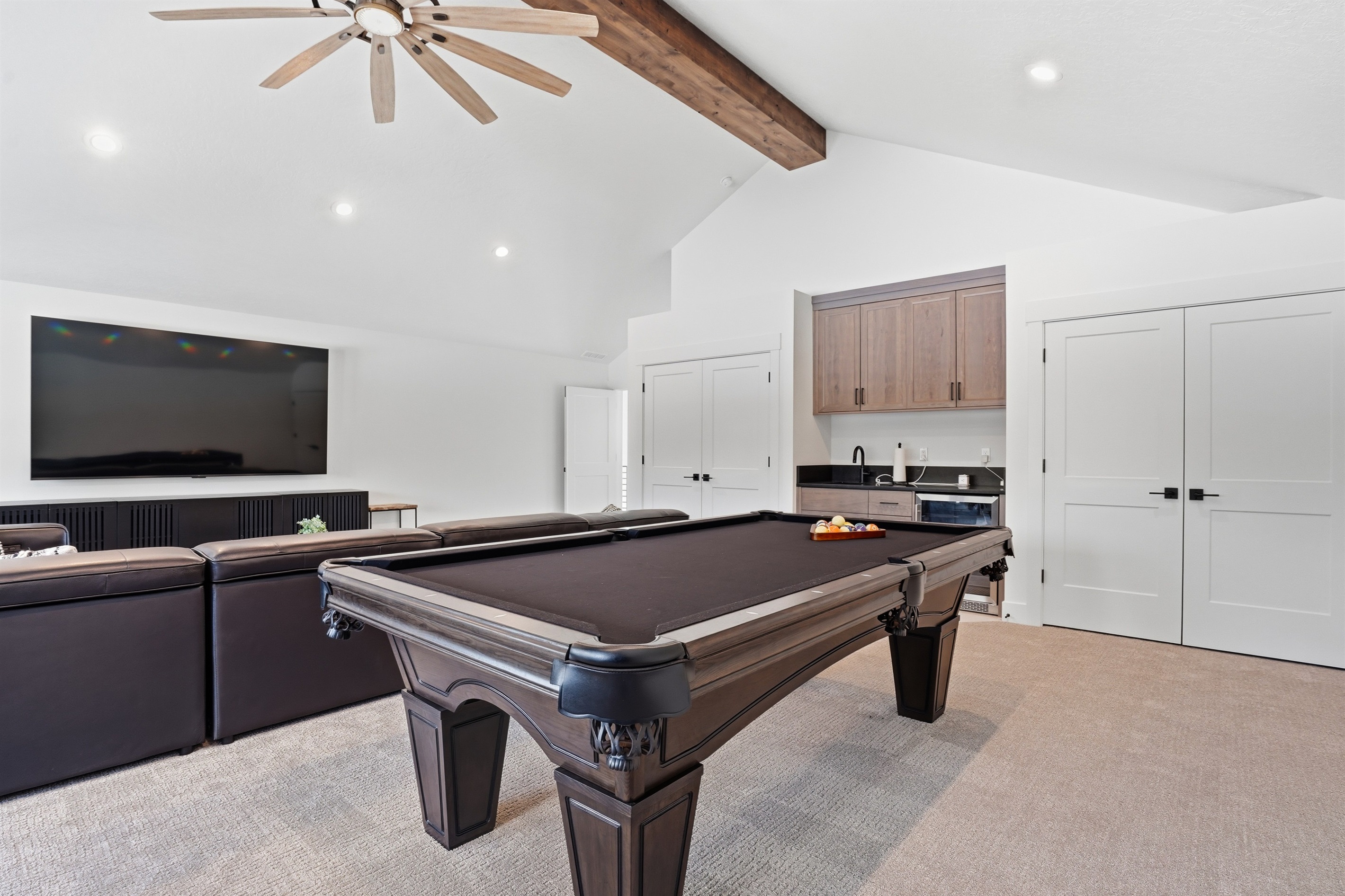 Enjoy Late-Night Fun with Billiards