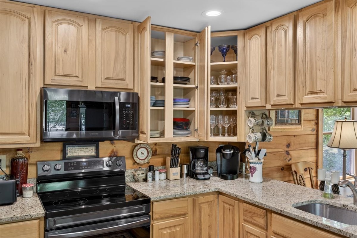 Fully stocked kitchen.