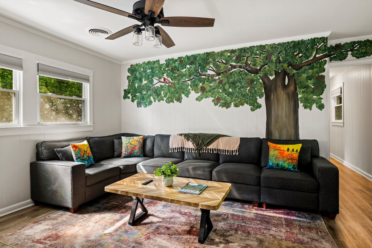 The hand painted Oak City mural celebrates Raleigh's nickname and the beautiful trees found throughout the city.