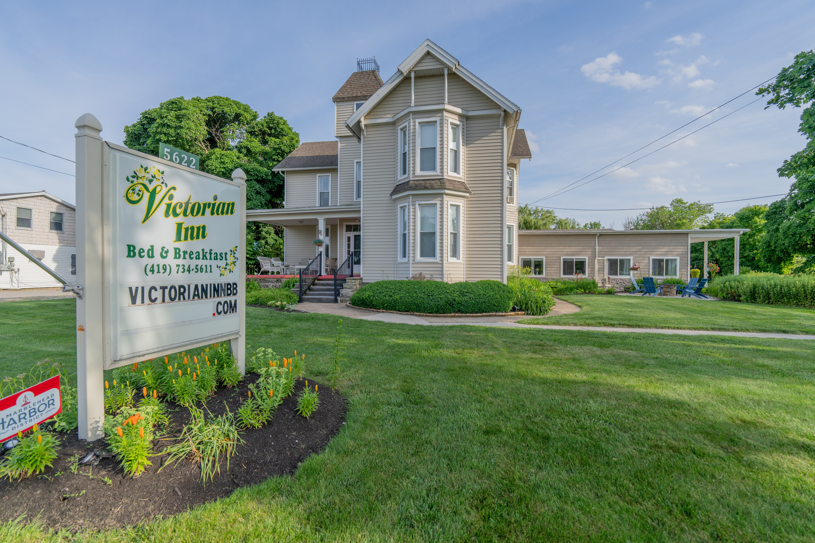Victorian Inn Near Kelleys Island Ferry