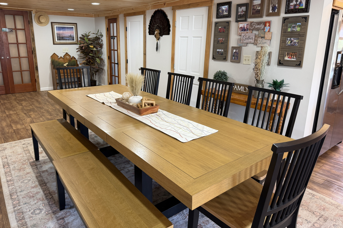 Farmhouse table at Red Barn Retreat