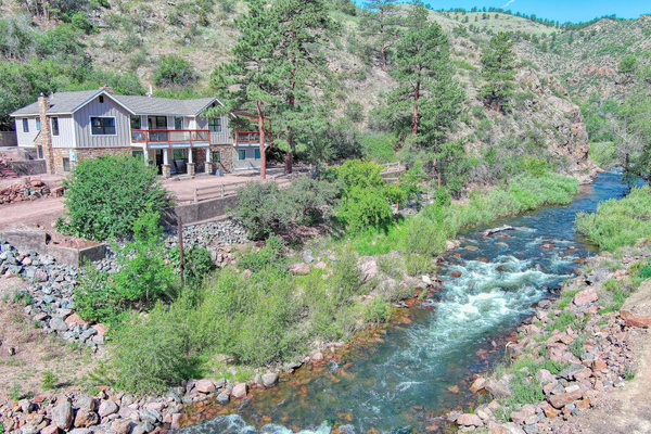 Lyons Riverside Retreat