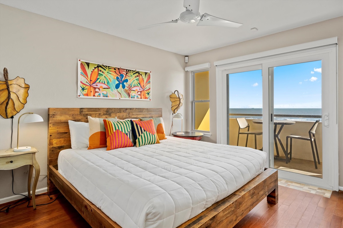 aadffa64ef15491986aaeb2712ea9b7e Large | Beachhouse | Texas | TX | Vacation Homes | Galveston | Crystal Beach | Kokomo | Breezy Days | Beachfront Elegance | Sunrise Serenity | Southern Sands Property Management, LLC