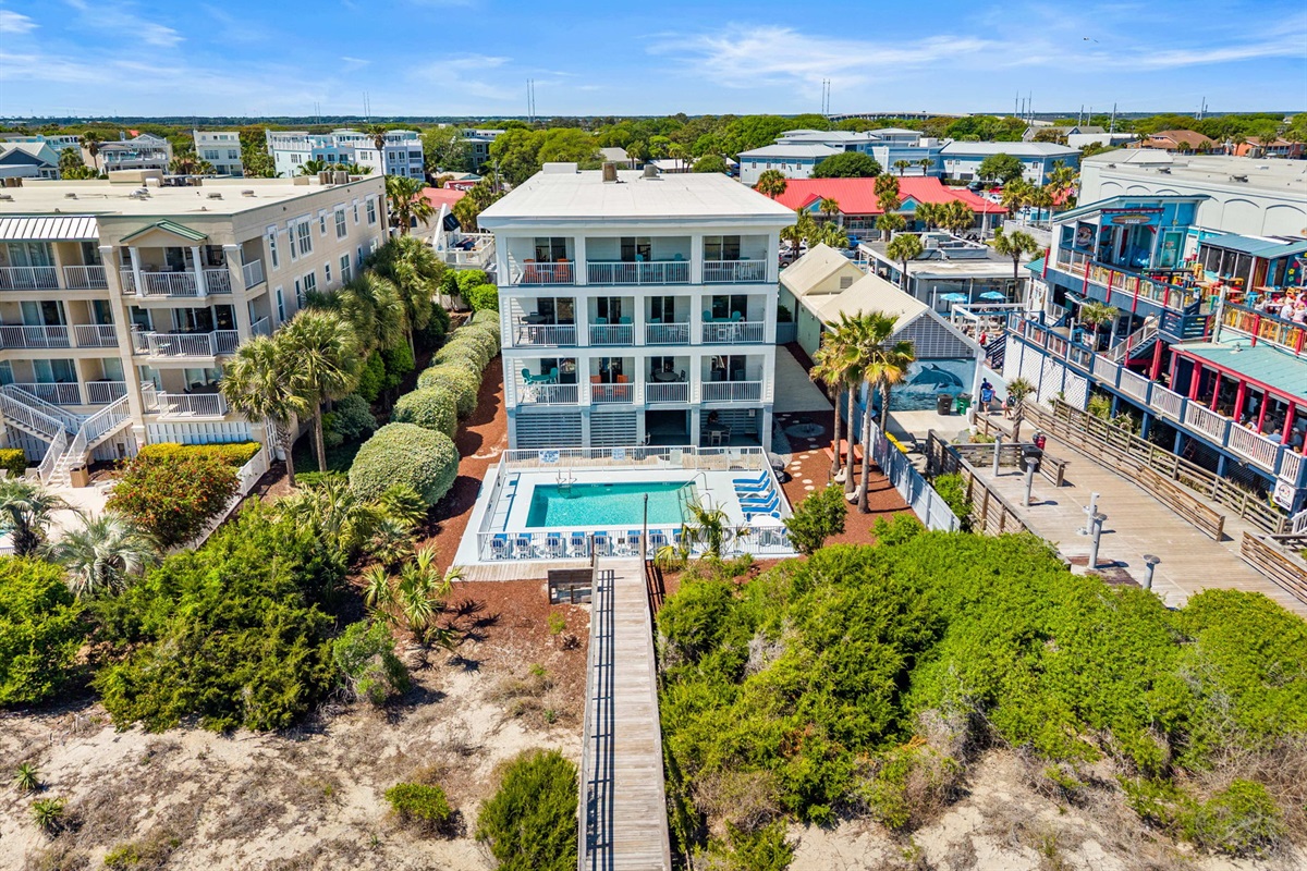 Oceanview Pool | Beach Breeze | Oceanview 202 | 1116 Ocean Blvd, Isle of Palms, SC | IOP Escapes